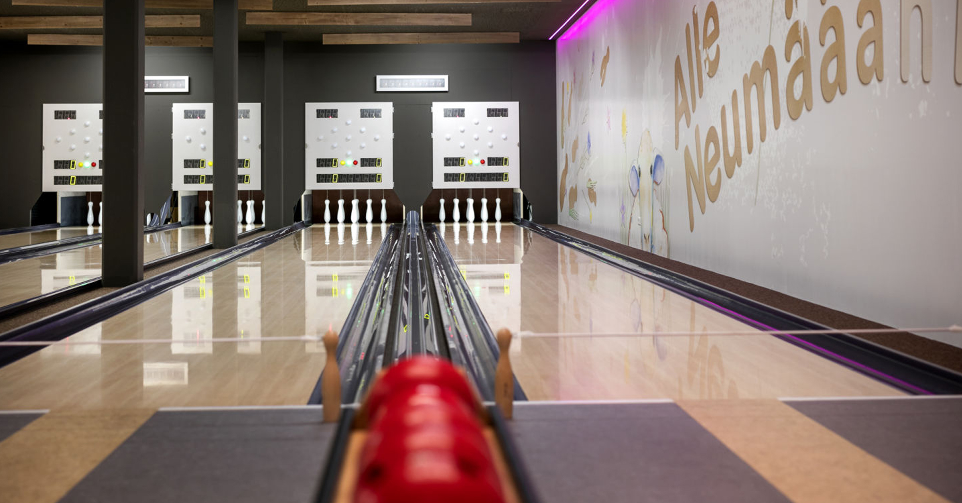 Sie sehen die Kegelbahn im JUFA Hotel Weiz.